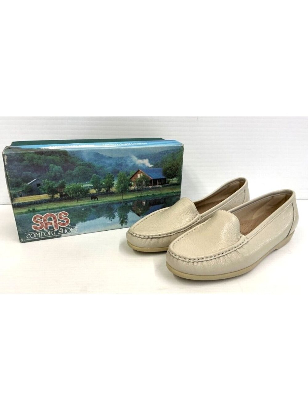 SAS Womens Size 11 M Simple Loafers Bone Leather Comfort Casual Flats Shoes New
